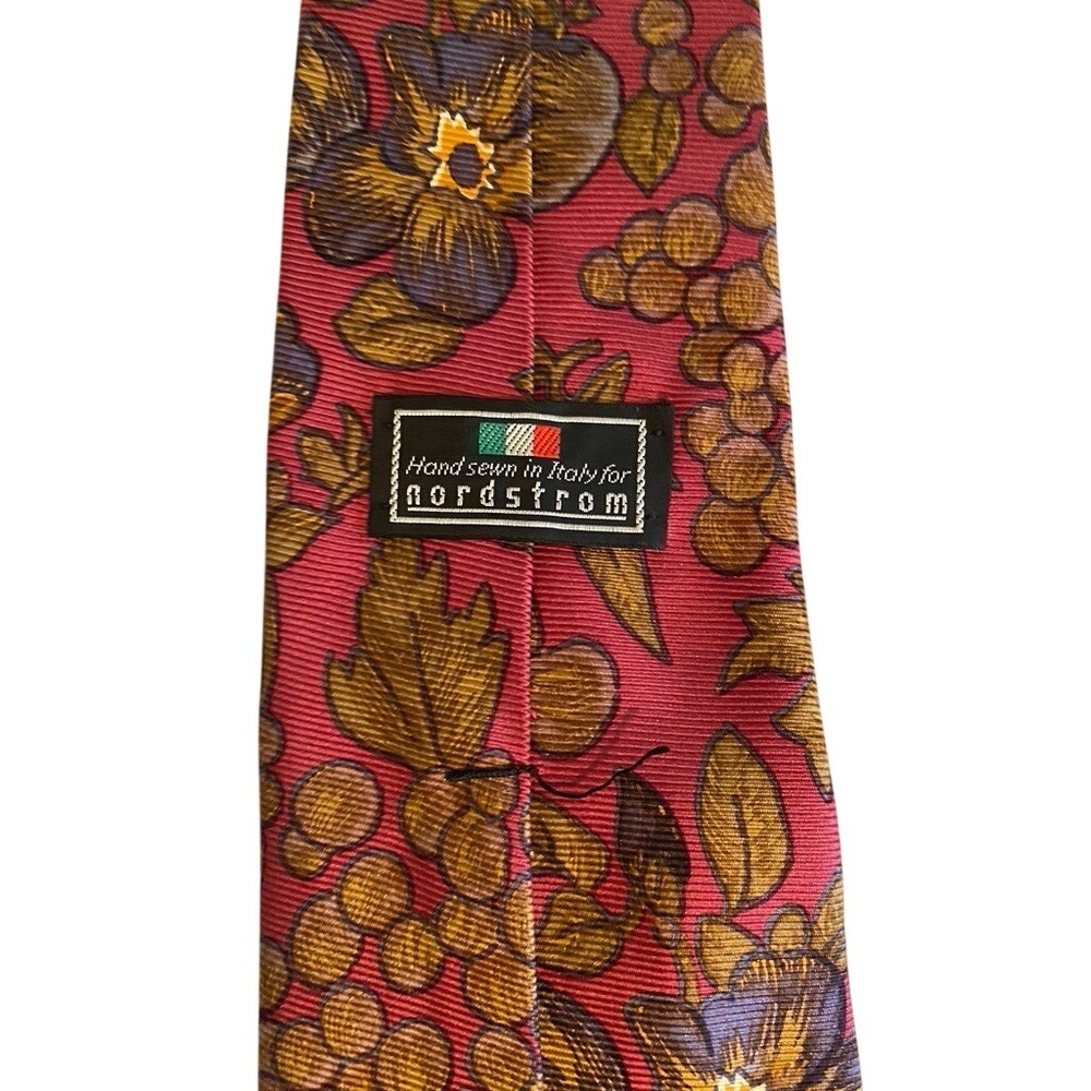 Nordstrom Mens Silk Tie Hand Sewn Italy Burgundy Red Floral Grape Pomegranate